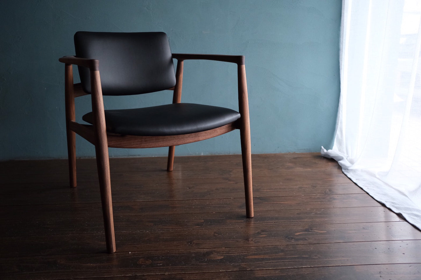 読む椅子　Reading Chair