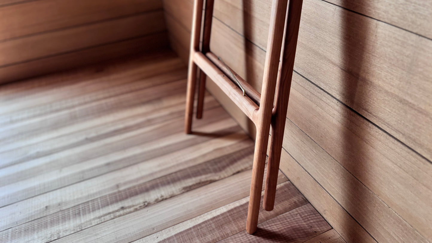 Body Stand　　Pillar