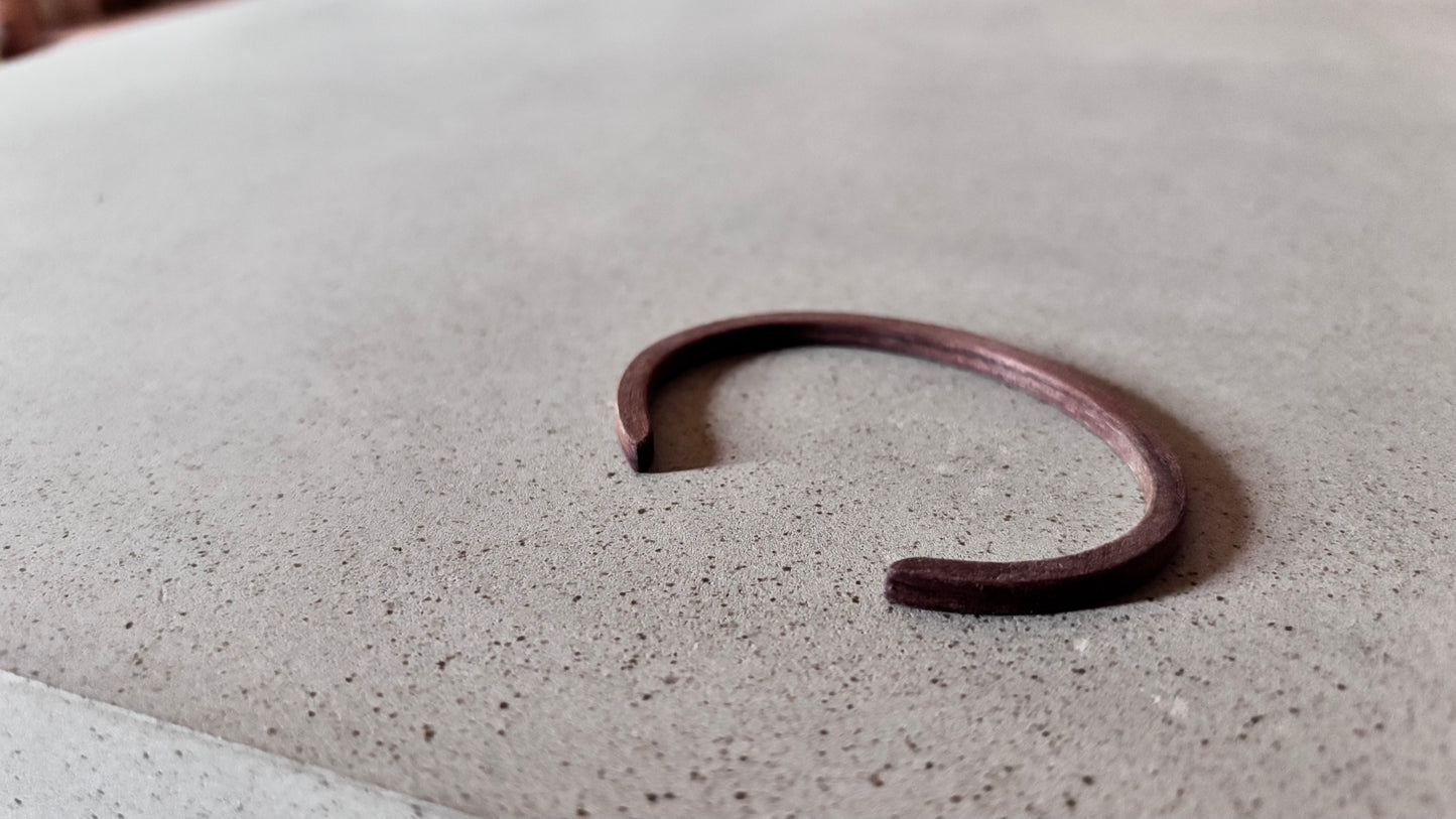 Wood Bangle - Airy　　　Walnut   /  Cherry